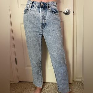 Pacsun women’s straight jeans! Very lightly used and in great condition!